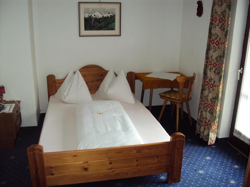 Hotel-Garni Kaiserhof Rauris Rum bild