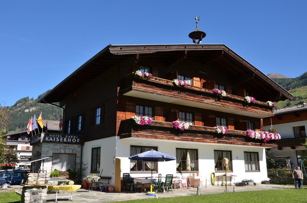 Hotel-Garni Kaiserhof Rauris Exteriör bild